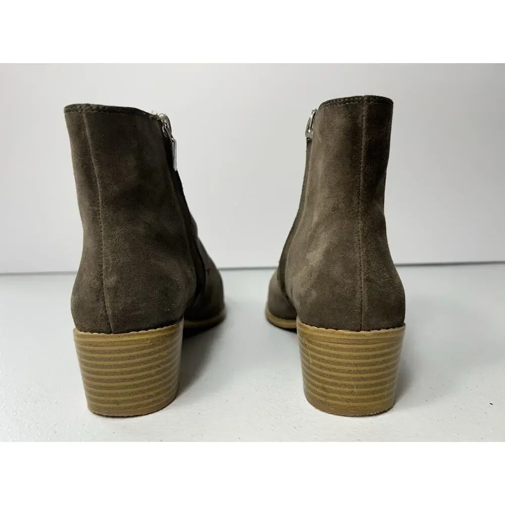 Clarks Women's Khaki‎ Olive Breccan Myth Suede Bootie Ankle Boots  Size 8M